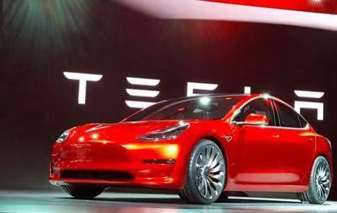 分析師上調特斯拉交付量預期，股價還有 55% 上漲空間