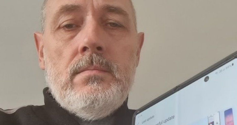 部分英國手機用戶收到安裝俄羅斯應用的通知，三星致歉