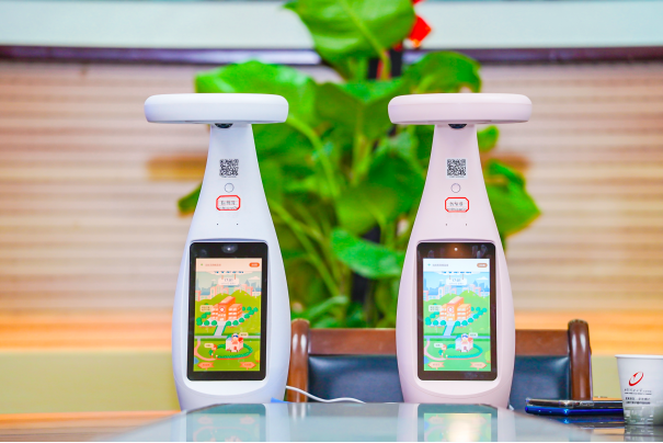 雙減教學(xué)落地“臺(tái)燈實(shí)驗(yàn)班”提效顯著，導(dǎo)學(xué)智能學(xué)習(xí)燈切入2億中小學(xué)生作業(yè)輔導(dǎo)市場(chǎng)